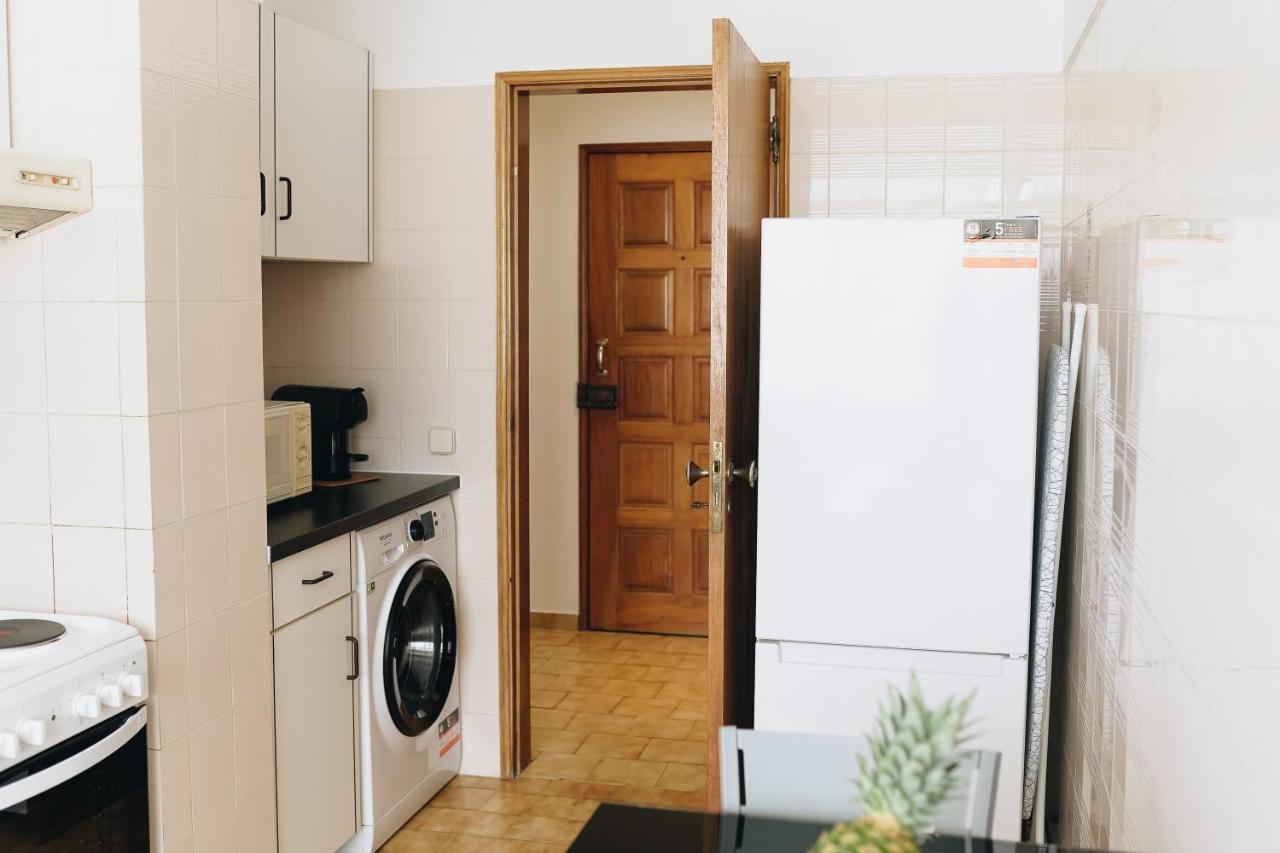 Ferienwohnung Host Wise - Sweet & Sunny Flat - Ace Location Quarteira Exterior foto