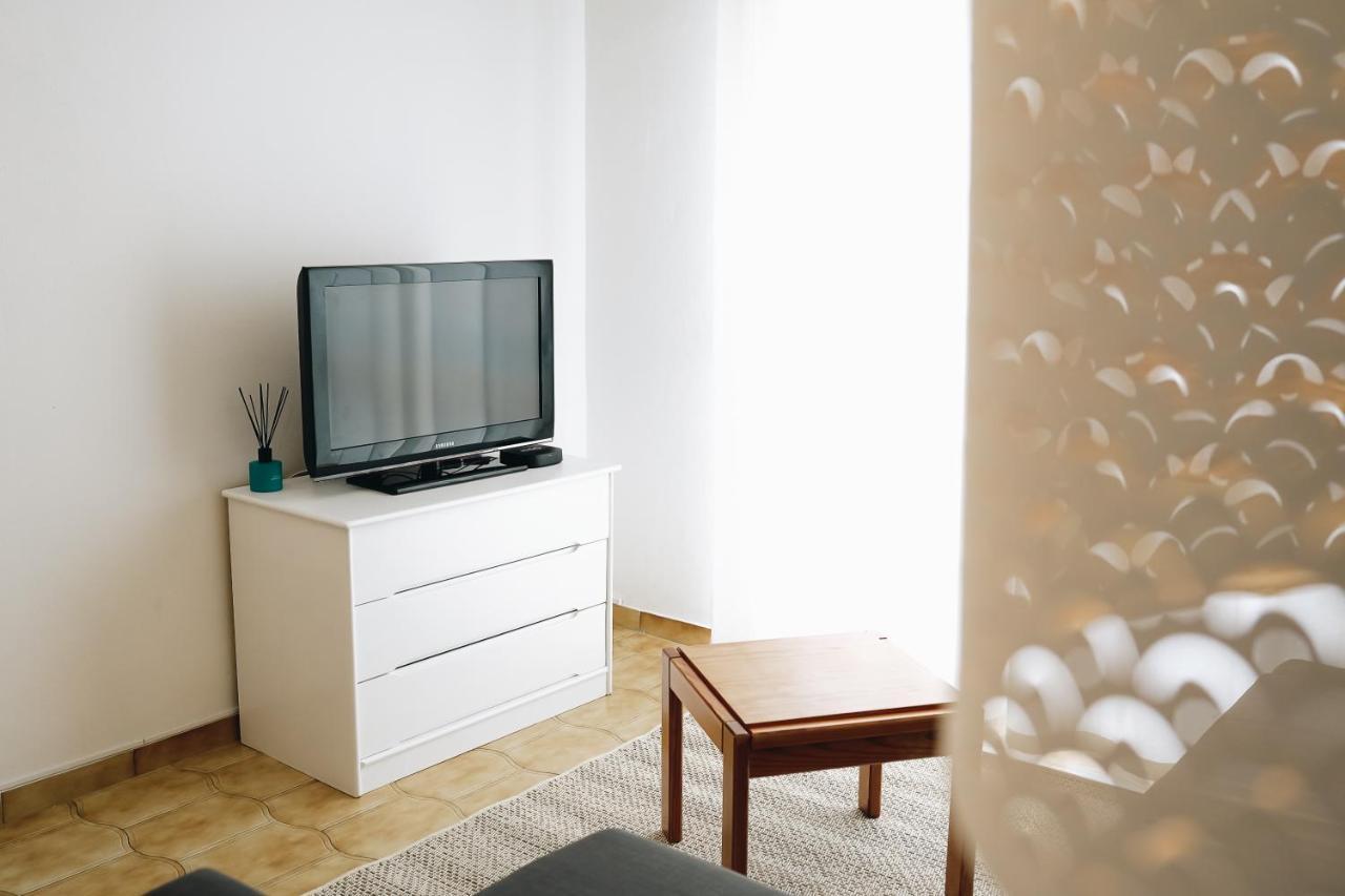 Ferienwohnung Host Wise - Sweet & Sunny Flat - Ace Location Quarteira Exterior foto