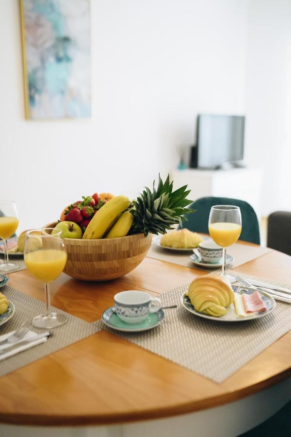 Ferienwohnung Host Wise - Sweet & Sunny Flat - Ace Location Quarteira Exterior foto